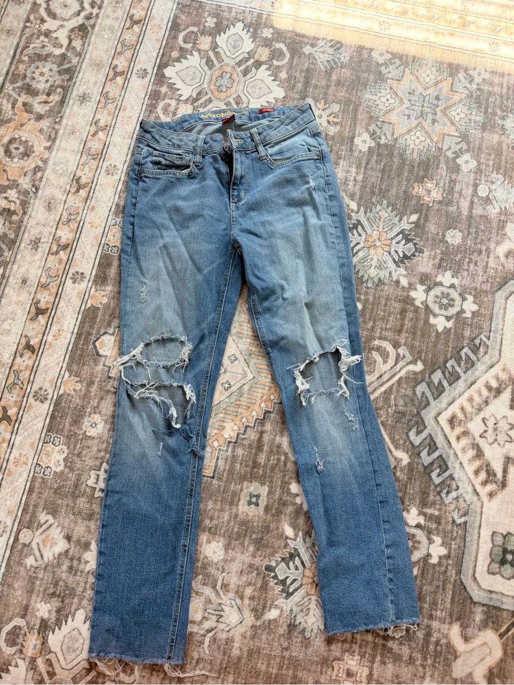 Arizona Jean Company Light Blue Straight Leg Ripped Jeans